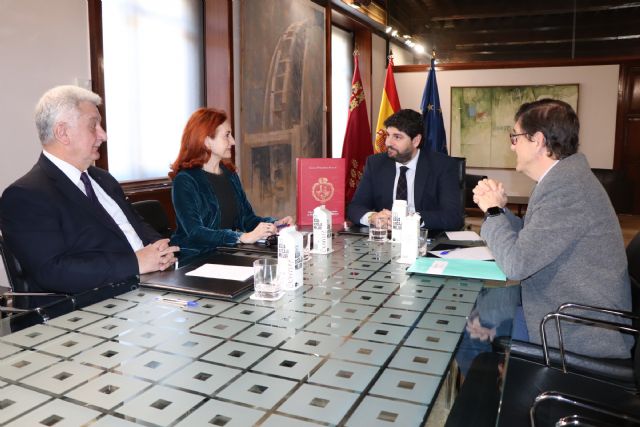 El Gobierno regional avanza en su colaboración con la Real Academia de Medicina y Cirugía - 1, Foto 1