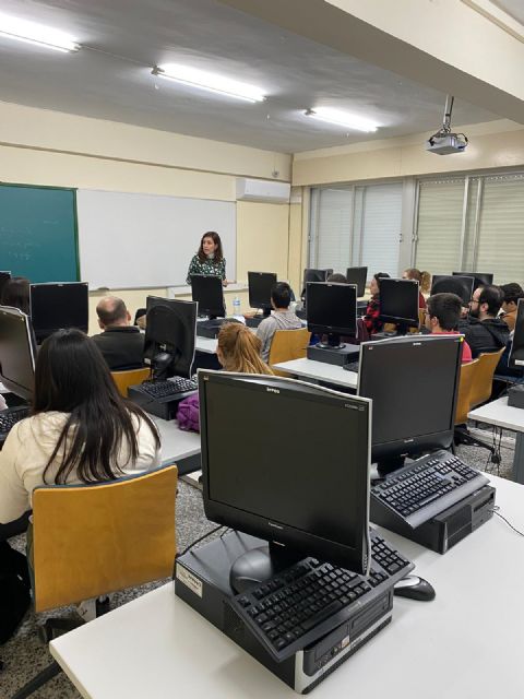 El Ayuntamiento realiza talleres para mejorar las competencias y habilidades para el empleo de los jóvenes - 1, Foto 1