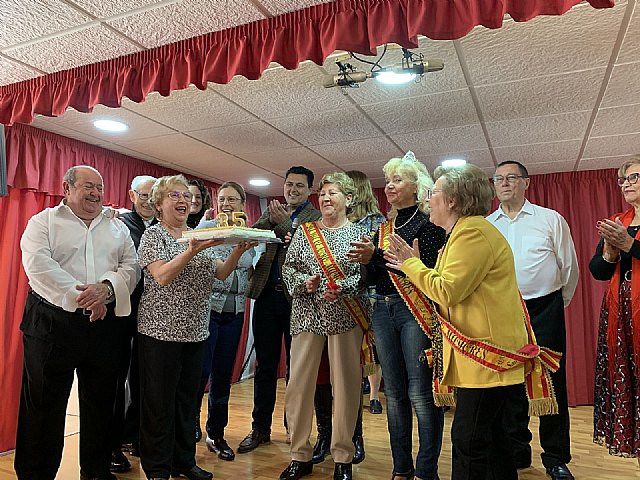 El alcalde felicitó a los usuarios del Centro de Día de Personas Mayores de San Javier en su 35 aniversario - 3, Foto 3