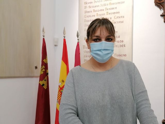 IU-Verdes Lorca exige la habilitación del centro de vóley playa para la atención de personas mayores solas y dependientes aquejadas por Covid - 1, Foto 1