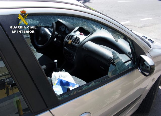 La Guardia Civil detiene a un experimentado delincuente por una quincena de robos en vehículos - 1, Foto 1