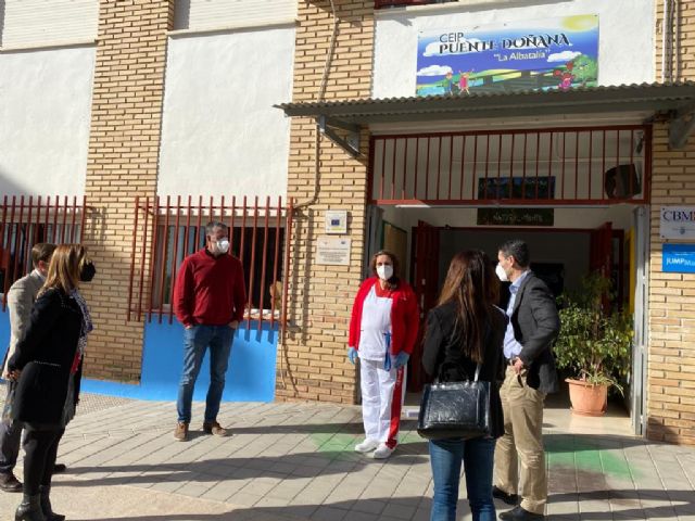 La limpieza en colegios prioriza su actuación en los baños y zonas de mayor contacto - 3, Foto 3