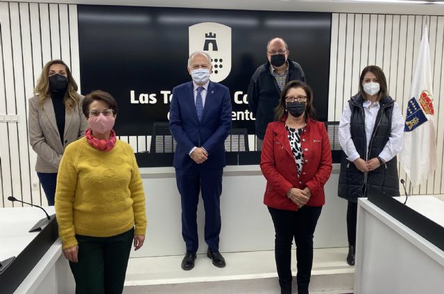 Encuentro de trabajo entre el Ayuntamiento torreño y la Federación de Comercio regional - 1, Foto 1