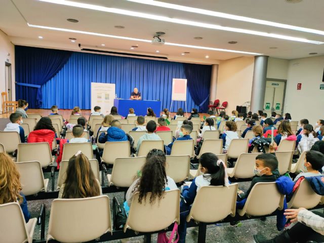 Comienzan a celebrarse los 'Encuentros con Autor 2022' para los centros escolares del municipio con éxito de participación - 1, Foto 1