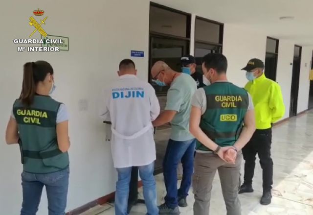 Desarticulada una organización criminal que importaba grandes cantidades de cocaína oculta entre escamas de PET - 3, Foto 3