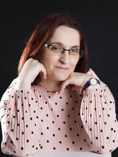 Suxan Martín Niesta presenta su libro Un amanecer amarillo el lunes 20 de febrero en la Biblioteca Salvador García Aguilar de Molina de Segura - 1, Foto 1