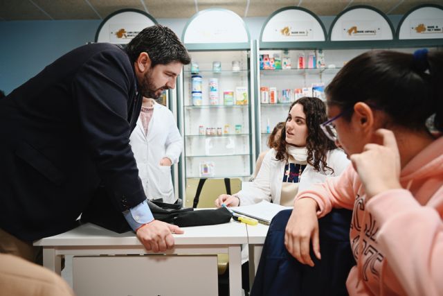 López Miras anuncia récord de inversión, grados y plazas en FP el próximo curso para dar más oportunidades laborales a los jóvenes - 3, Foto 3