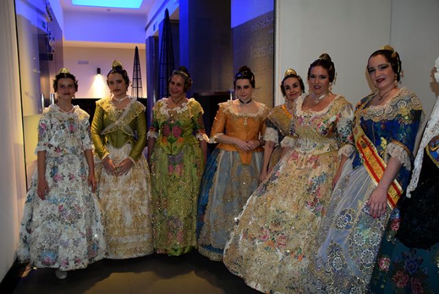 Pasacalle fallero llena de color y alegría el centro histórico de Sevilla - 2, Foto 2