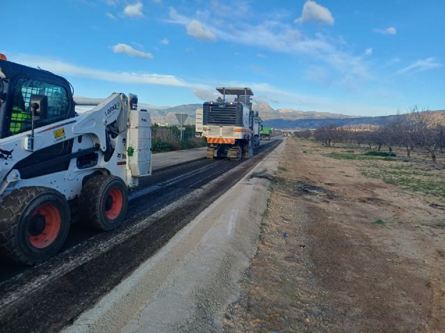 Fomento concluye la reparación del firme de la carretera de acceso al polígono industrial de Alhama de Murcia - 2, Foto 2