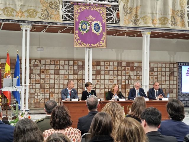 La Academia de Farmacia Santa María de España recupera su tradicional apertura de curso en la Asamblea Regional - 3, Foto 3