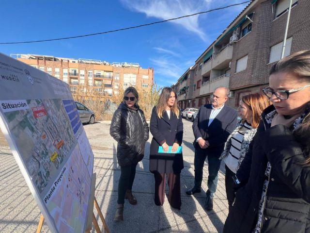 Comienzan las obras para mejorar la seguridad y la accesibilidad en el entorno del CEIP José Martínez Tornel - 2, Foto 2