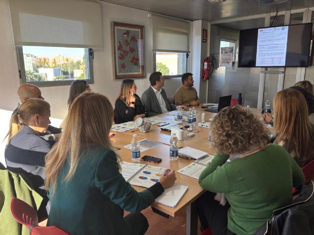 El Servicio de Teleasistencia del Ayuntamiento de Murcia atendió en 2025 a 3.554 personas usuarias y gestionó 141.064 llamadas - 2, Foto 2