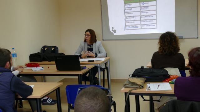 El programa ERASMUS+ despide a los 20 alumnos de la ADLE que realizarán prácticas en Portugal - 1, Foto 1