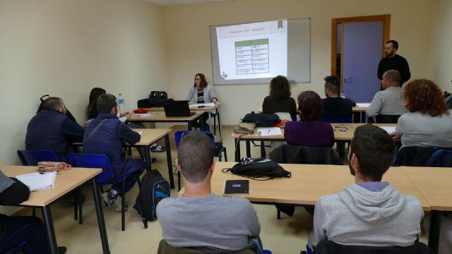El programa ERASMUS+ despide a los 20 alumnos de la ADLE que realizarán prácticas en Portugal - 4, Foto 4