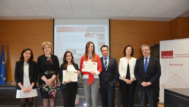 El trabajo de una titulada de Derecho de la UMU, premiado por el Colegio Notarial de Castilla-La Mancha - 1, Foto 1