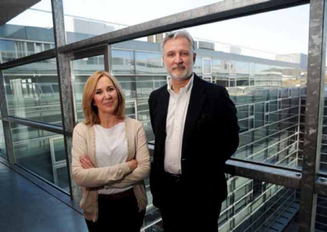 Ángel Olaz y Pilar Ortiz, investigadores de la UMU, exponen en su nuevo libro las claves para un buen clima laboral - 1, Foto 1