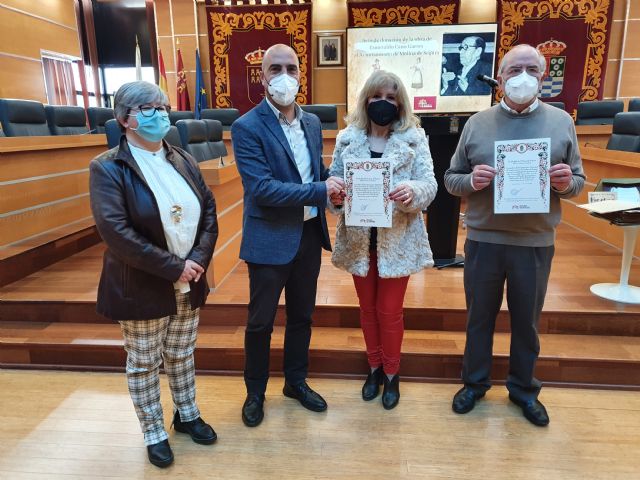 El Ayuntamiento de Molina de Segura recibe la donación del fondo bibliográfico y documental del poeta molinense Esmeraldo Cano Garres - 2, Foto 2