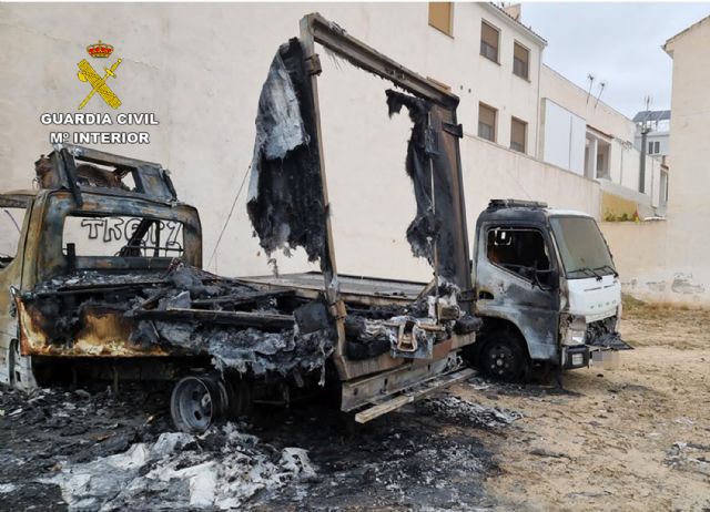 La Guardia Civil esclarece el incendio intencionado de varios vehículos en Ceutí - 4, Foto 4