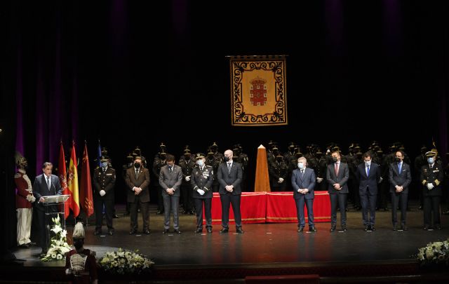 El Alcalde Serrano reafirma su compromiso de seguir aumentando la plantilla de Policía Local y anuncia la puesta en marcha de un Plan de Modernización de la flota policial - 3, Foto 3