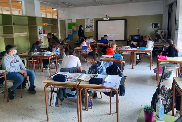 Unos talleres de sensibilización a la diversidad cultural fomentan la empatía entre los escolares torreños - 2, Foto 2