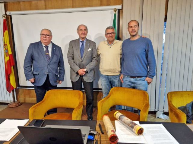 Sociedad. Sevilla . El Puente de Barcas: Un Encuentro con el Rio Guadalquivir a través de la Literatura - 5, Foto 5