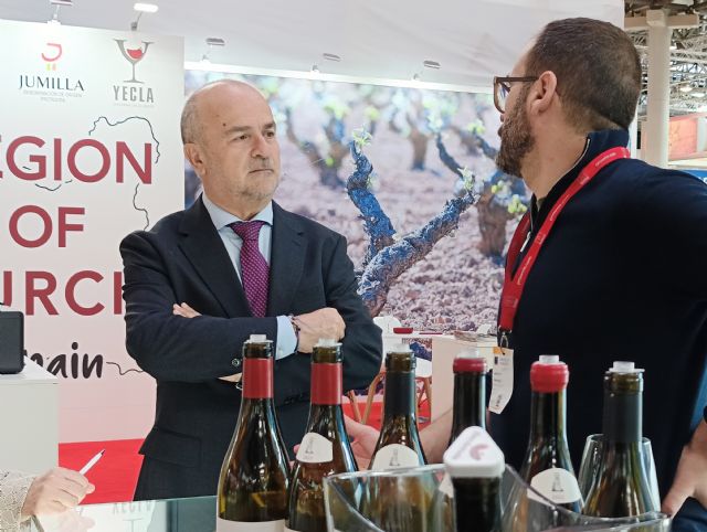 La Región exportó el año pasado 96.000 toneladas de vino por valor de 157 millones - 1, Foto 1