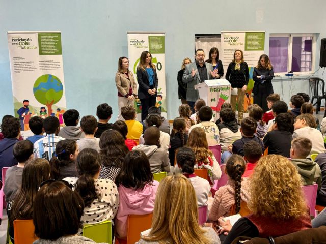Más de 800 escolares de 21 colegios se suman al proyecto ´Reciclando en Mi Cole y en Mi Barrio´ - 4, Foto 4