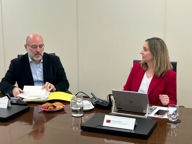 El Gobierno regional considera insolidaria y errónea la política migratoria del Ejecutivo central y rechaza el traspaso de competencias a Cataluña - 2, Foto 2