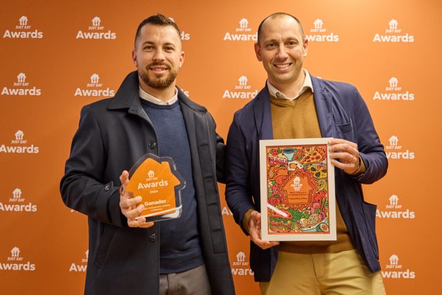 En los Premios Just Eat 2024 Pizzería Mano a Mano, en Murcia, se convierte en Mejor Restaurante zona Levante y Baleares - 1, Foto 1