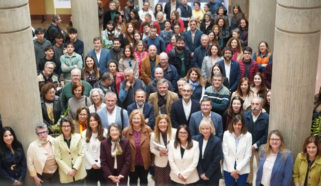 Senena Corbalán registra su candidatura a rectora de la Universidad de Murcia con el proyecto Horizonte UMU 2032 - 2, Foto 2