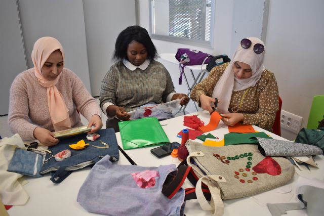 Concluye un curso de patronaje y costura para personas en situación de vulnerabilidad social - 4, Foto 4