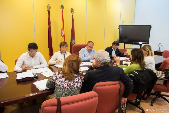 El Grupo de Trabajo de la Mesa Sectorial continua revisando el Reglamento de Participacion Ciudadana - 1, Foto 1