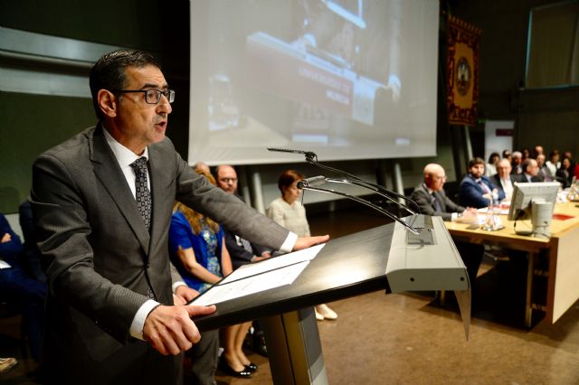 José Luján tomó posesión como nuevo Rector de la UMU - 3, Foto 3