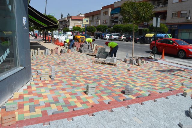 La segunda fase de la adecuación del entorno comercial de Los Vicentes, en marcha - 1, Foto 1