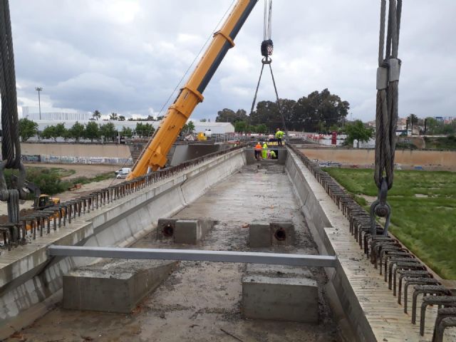 El PP se congratula de que las obras del tramo 2 de la ronda hayan superado el 50% con la instalación de todas las vigas del nuevo puente sobre el Guadalentín - 4, Foto 4