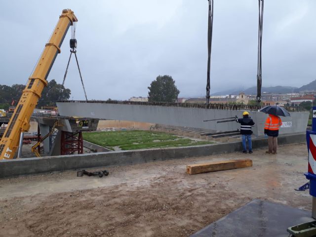 El PP se congratula de que las obras del tramo 2 de la ronda hayan superado el 50% con la instalación de todas las vigas del nuevo puente sobre el Guadalentín - 5, Foto 5