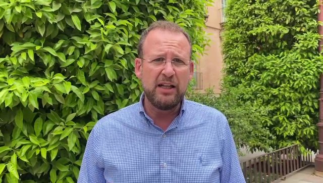 Los socialistas dejan desierta la Circular en fiestas como hicieron en Navidad - 1, Foto 1