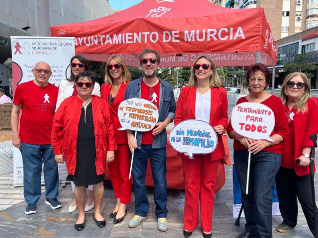El Ayuntamiento de Murcia conmemora hoy el Día Mundial de la Hemofilia - 2, Foto 2
