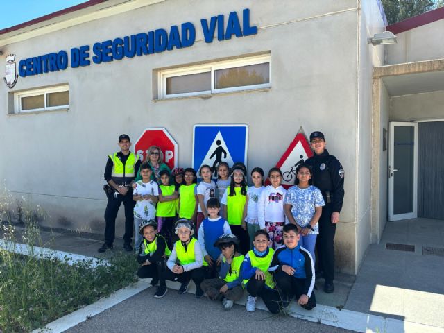 Cuatro detenidos puestos a disposición judicial por delitos de hurtos continuados y robos - 3, Foto 3