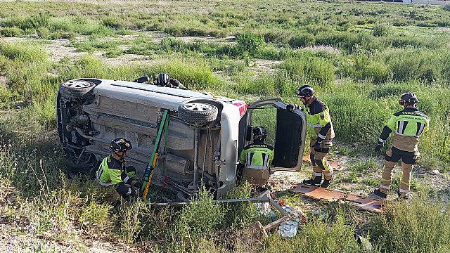 Herido en un accidente de tráfico ocurrido en la carretera RM-B8, dirección Lorquí – Archena - 1, Foto 1