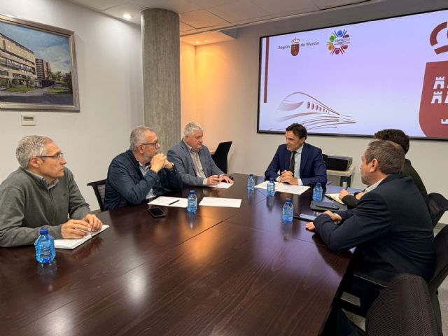 El Gobierno regional vuelve a exigir a Adif explicaciones sobre la seguridad de la línea ferroviaria Murcia-Madrid - 2, Foto 2