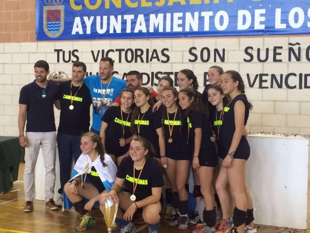 Las féminas del Club de Voleibol Al-kazar se proclaman campeonas regionales - 2, Foto 2