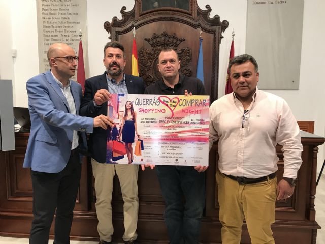 Más de 60 establecimientos de las áreas comerciales Lorca Centro-Juan Carlos I y Corredera-Casco Histórico-Lope Gisbert participarán en la Shopping Night - 1, Foto 1
