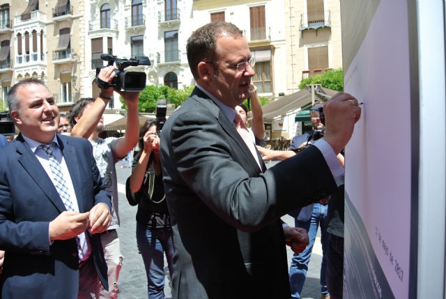Murcia firma el manifiesto por la Seguridad del menor en Internet - 1, Foto 1