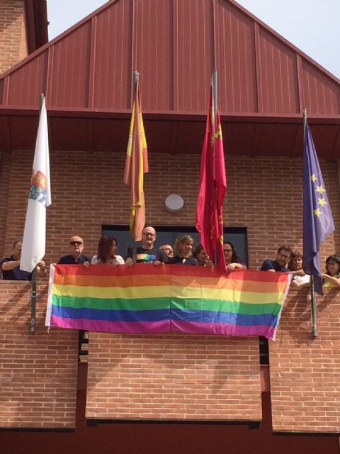El Ayuntamiento de Molina de Segura se suma al llamamiento para continuar la lucha contra toda discriminación basada en la orientación sexual y la identidad de género - 3, Foto 3