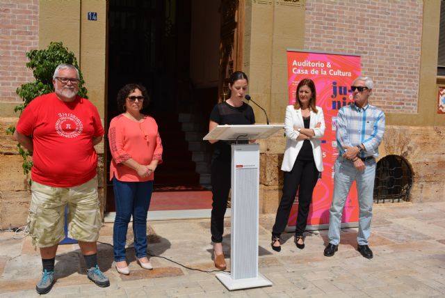El Ayuntamiento de Águilas pide el compromiso unánime de todas las administraciones en el Día Internacional de la LGTBIfobia - 1, Foto 1