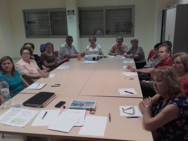 El Ayuntamiento de Molina de Segura pone en marcha el taller Aprendo a Envejecer - 2, Foto 2