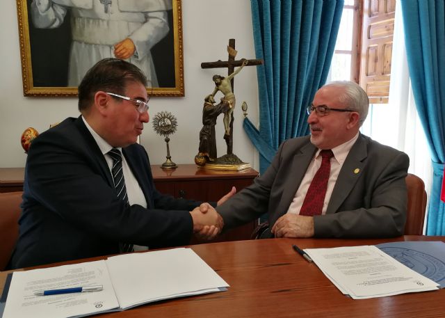 La UCAM refuerza su alianza con 'Postgrado en Odontología' para impartir cursos a nivel nacional e internacional - 1, Foto 1