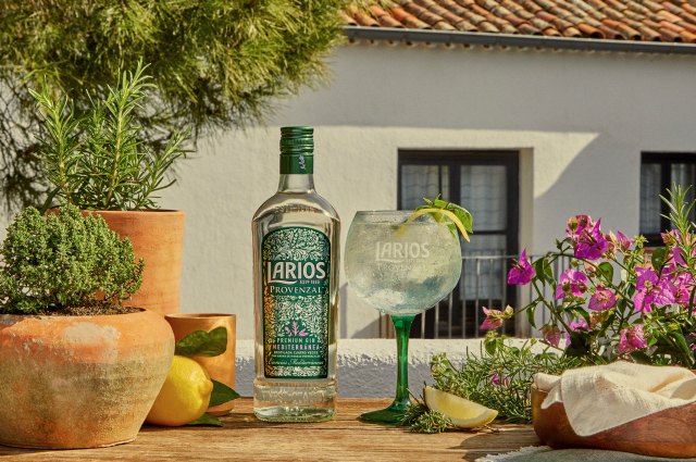 Larios Provenzal, la nueva ginebra con esencias herbales mediterráneas - 1, Foto 1