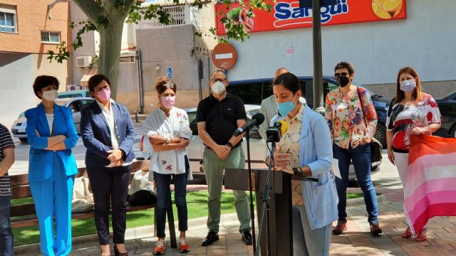 Molina de Segura acoge un acto contra la homofobia, transfobia y bifobia en la Plaza Pedro Zerolo - 1, Foto 1